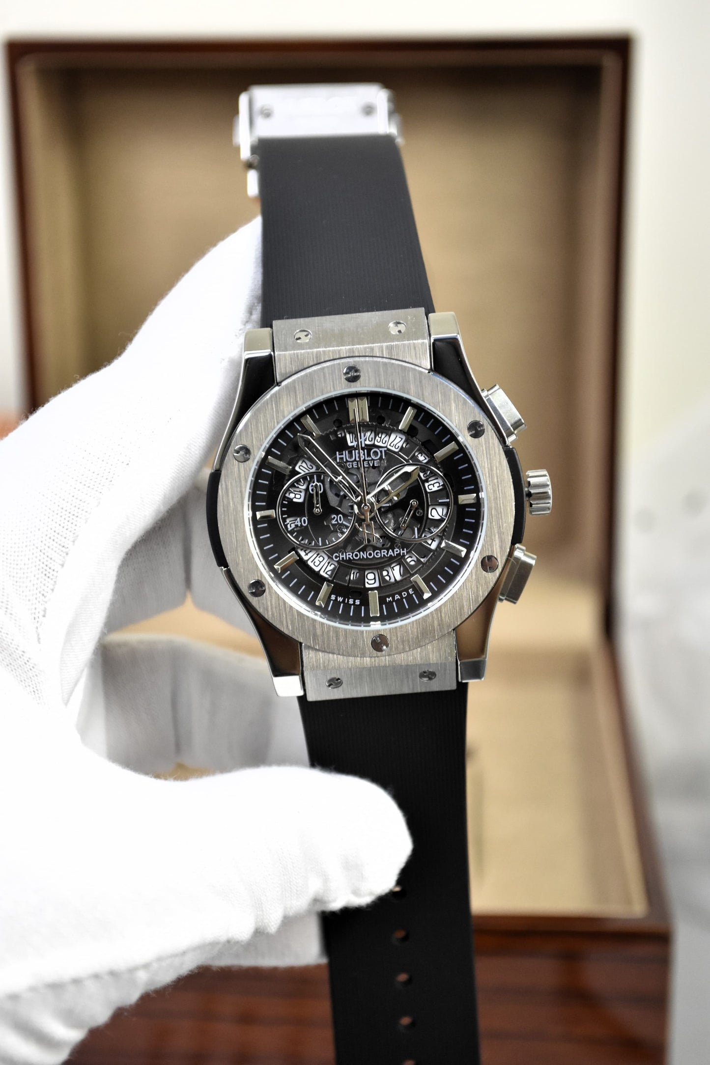 High Quality Luxury Branded Watch - Skeleton Style