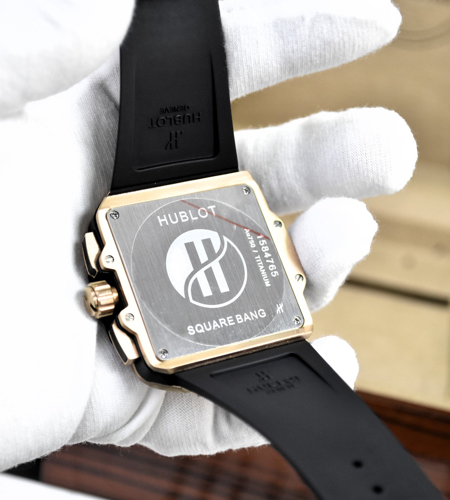 High Quality Luxury Branded Watch - Black Gold