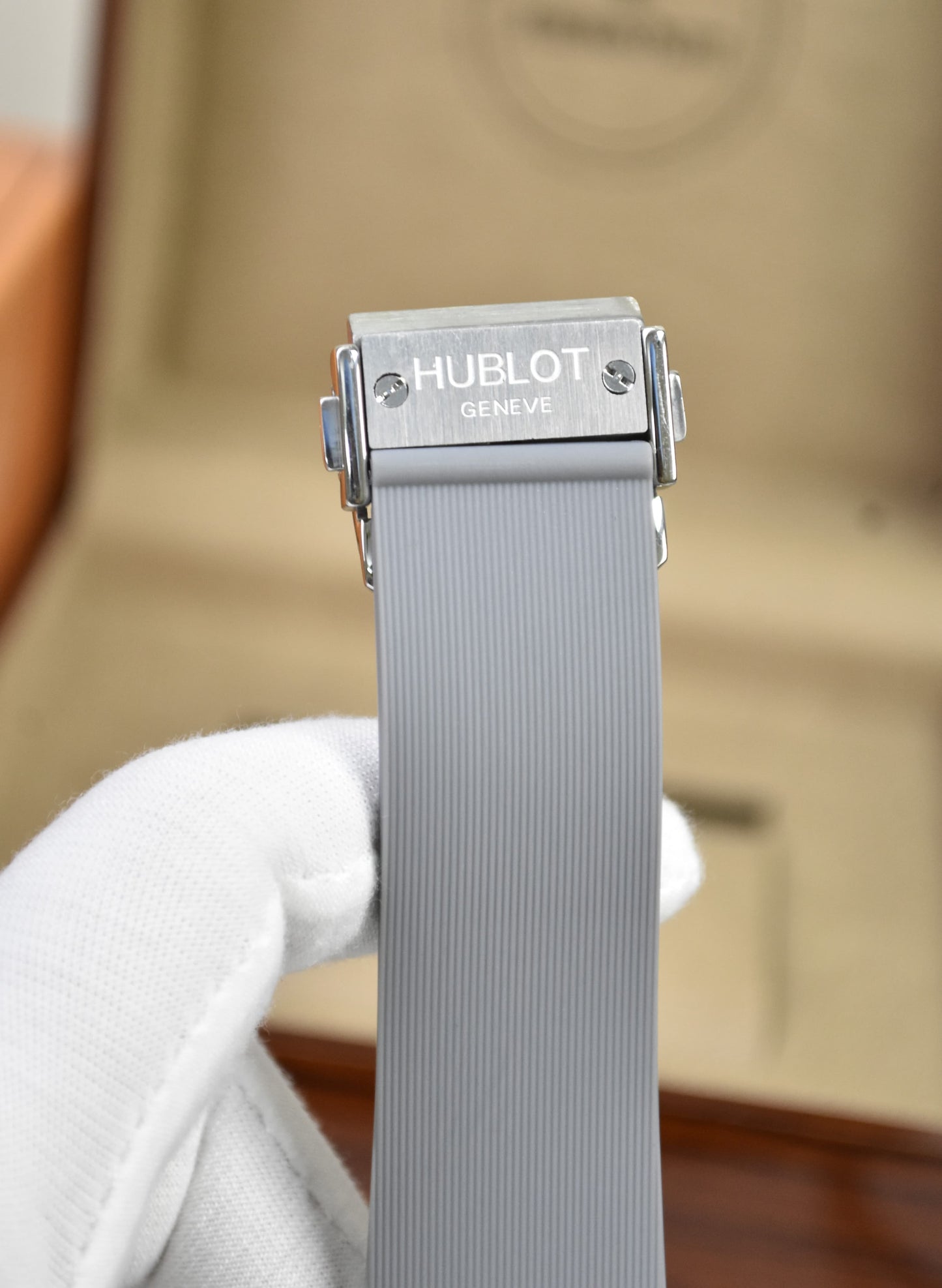 High Quality Luxury Branded Watch - Grey