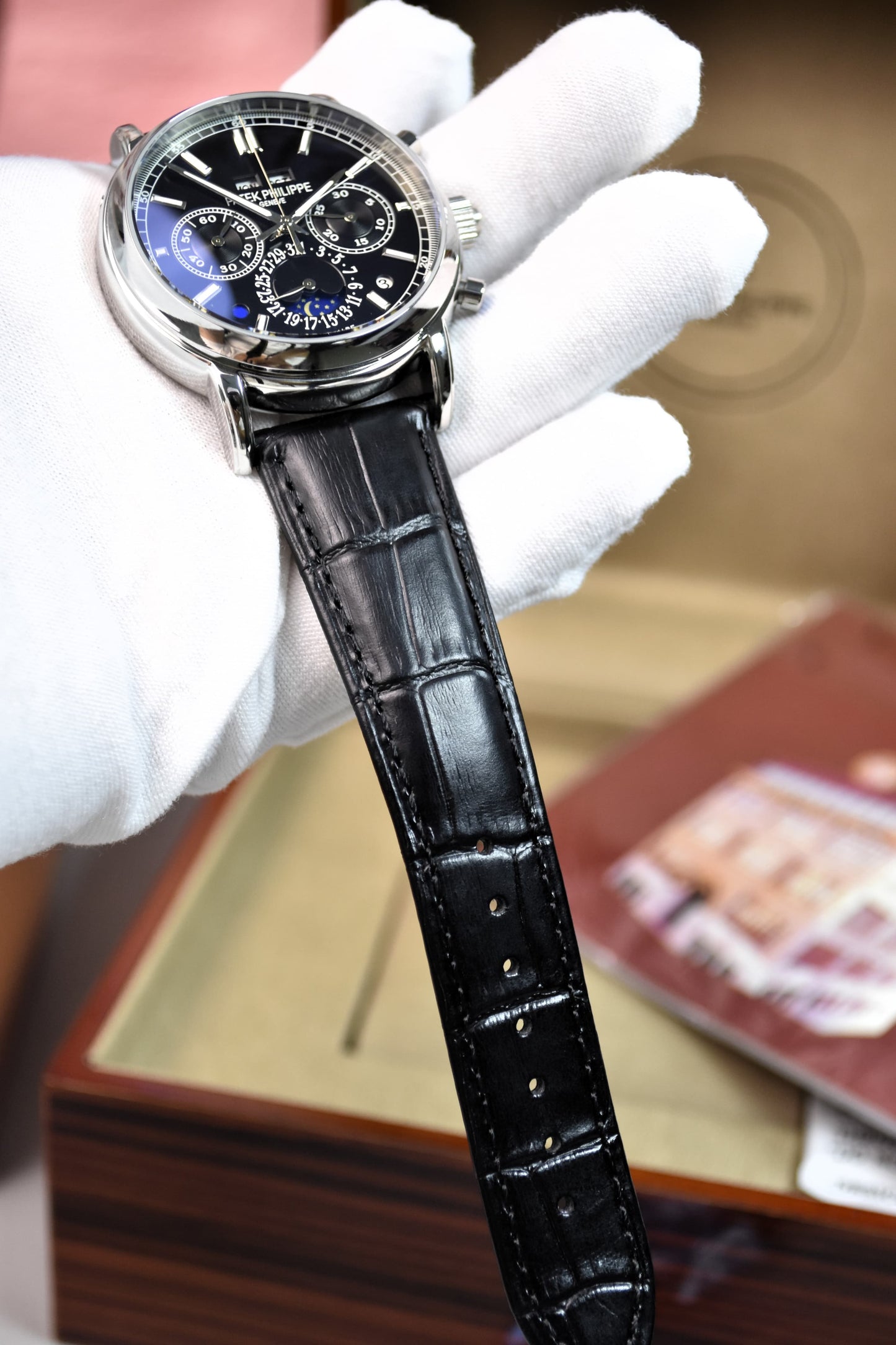High Quality Luxury Branded Watch - Black