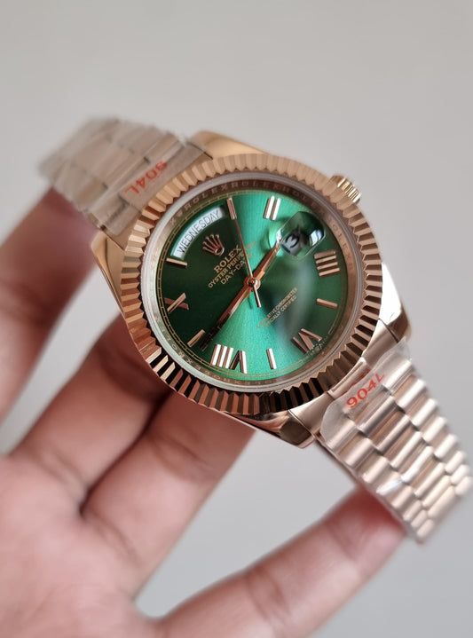 High Quality Luxury Branded Watch - Green Dail