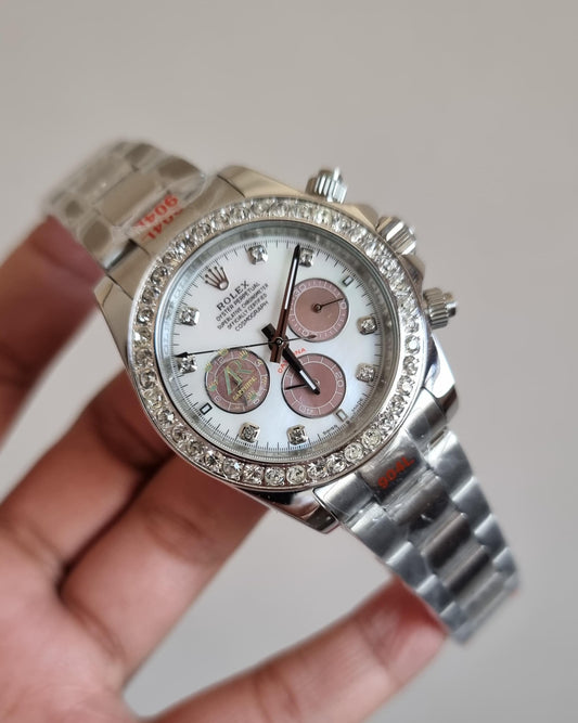 High Quality Luxury Branded Watch - White Dail