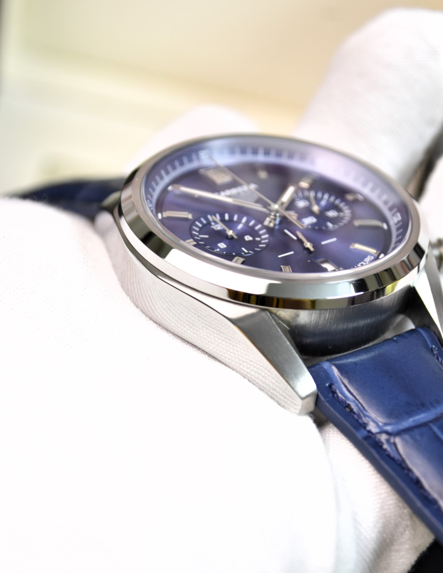 High Quality Luxury Branded Watch - Blue Dail