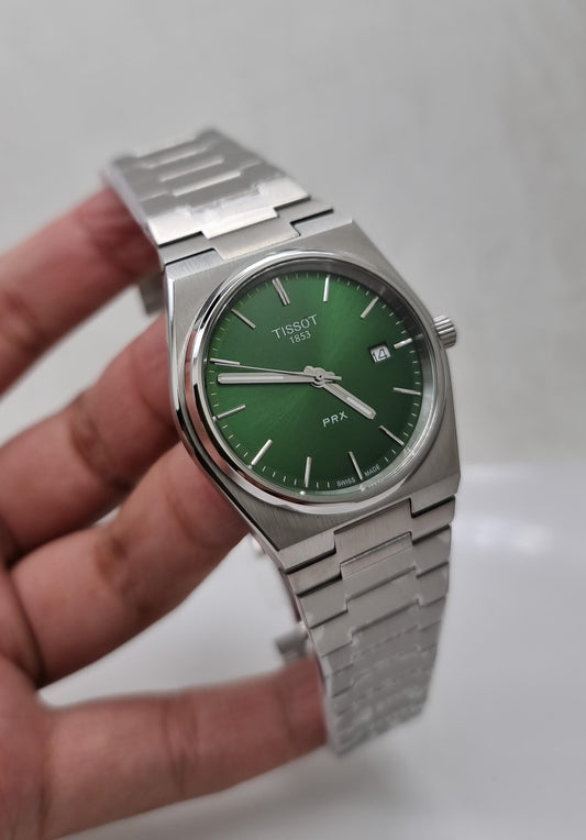 High Quality Luxury Branded Watch - Green Dail